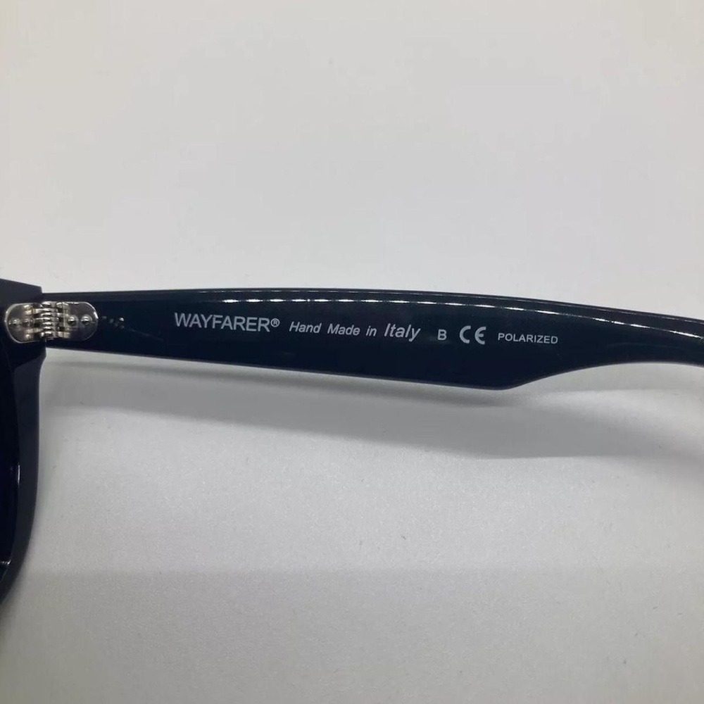 Ray-Ban Wayfarer Black  Polarized Sunglasses - Picture 4 of 8